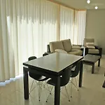 아파트 In La Escala Near Beaches & Pools